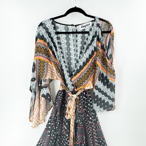 ✅ MEGHAN LOS ANGELES MAXI BOHO DEEP-V NECK KIMONO STYLE SLEEVE WITH SASH SIZE SM - Picture 7 of 9